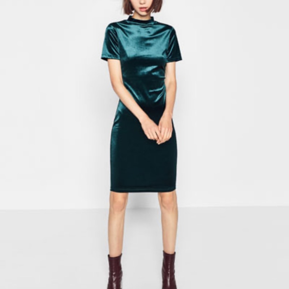 NWOT Zara soft velvet khaki Olive stretchy dress S